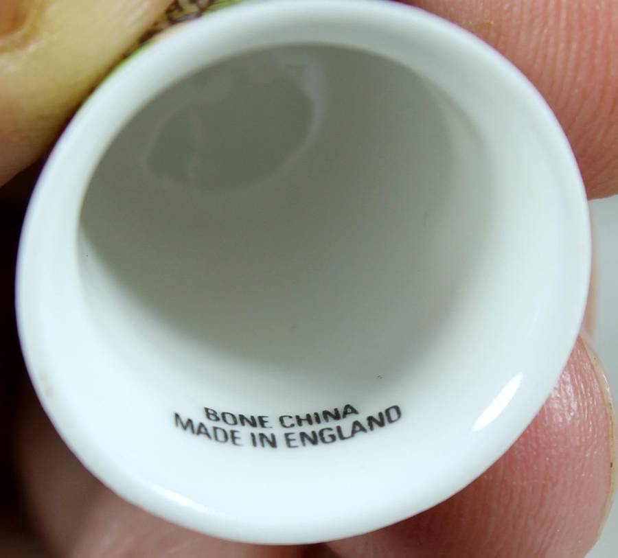 Bone China thimble - Canterbury Cathedrals