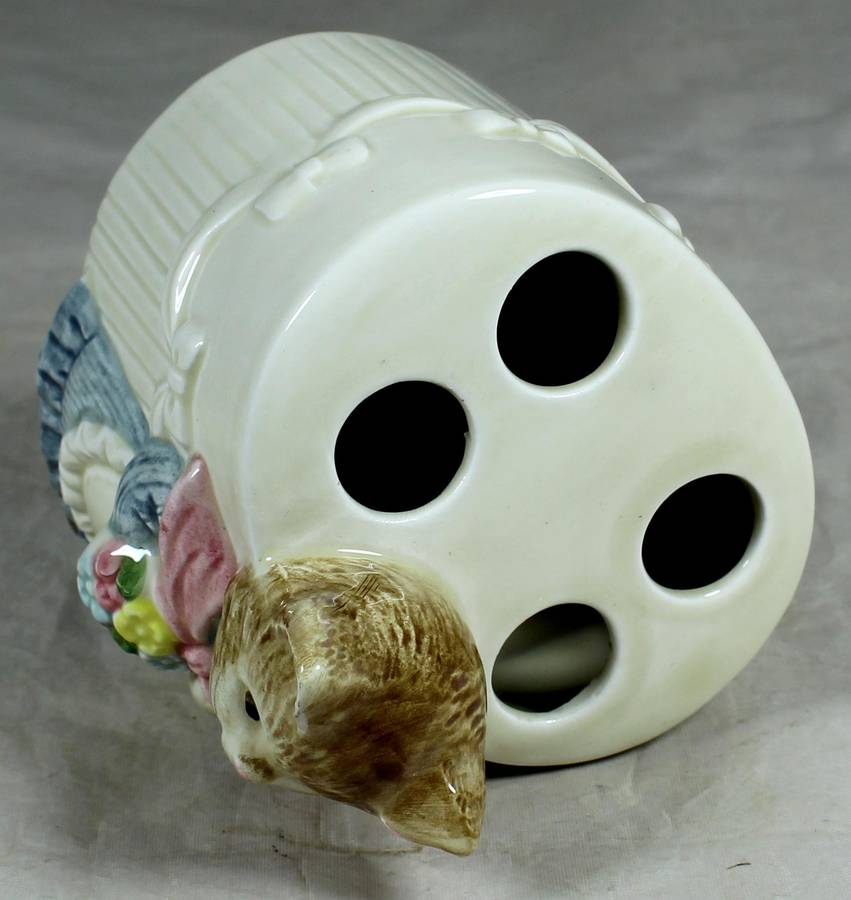 Otagiri porcelain toothbrush holder