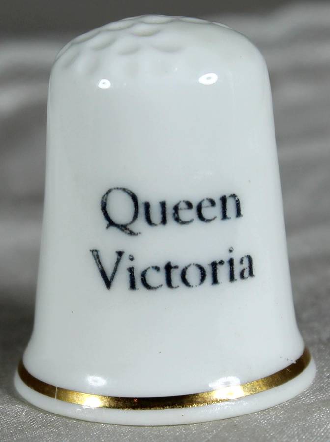 Bone China thimble - Queen Victoria - Stock-on-Trent