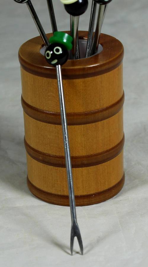 10pc Chick pickle forks