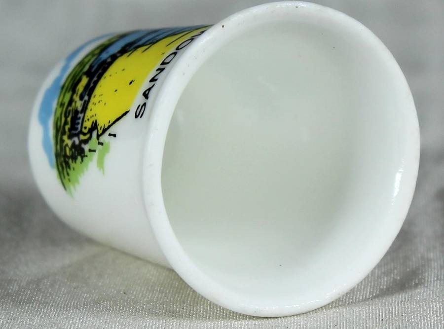 Bone China thimble - Sandown I.W