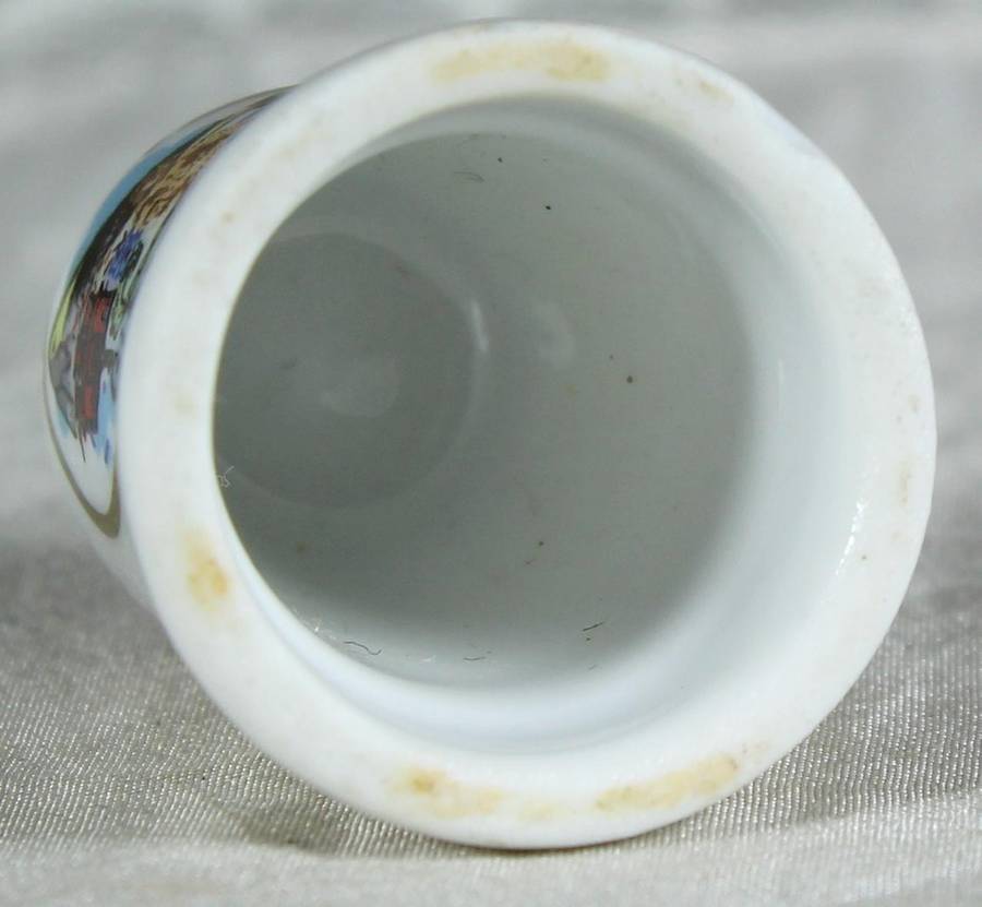Bone China thimble - Gibraltar