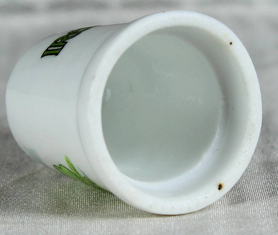 Bone China thimble - Ireland