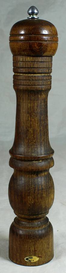 Wooden pepper grinder