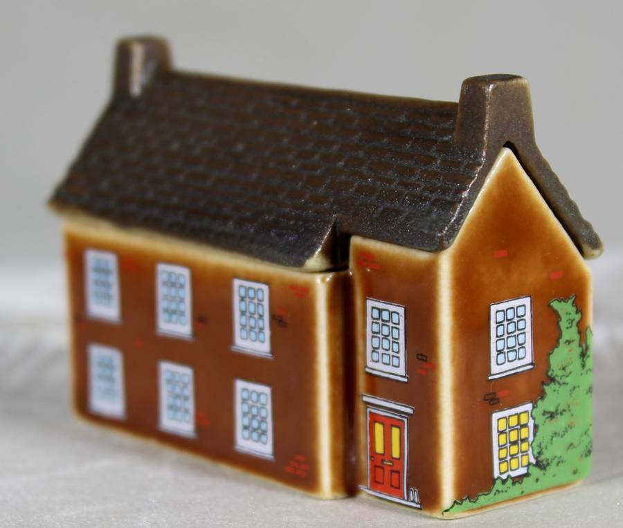 Wade Whimsey's House - The Manor