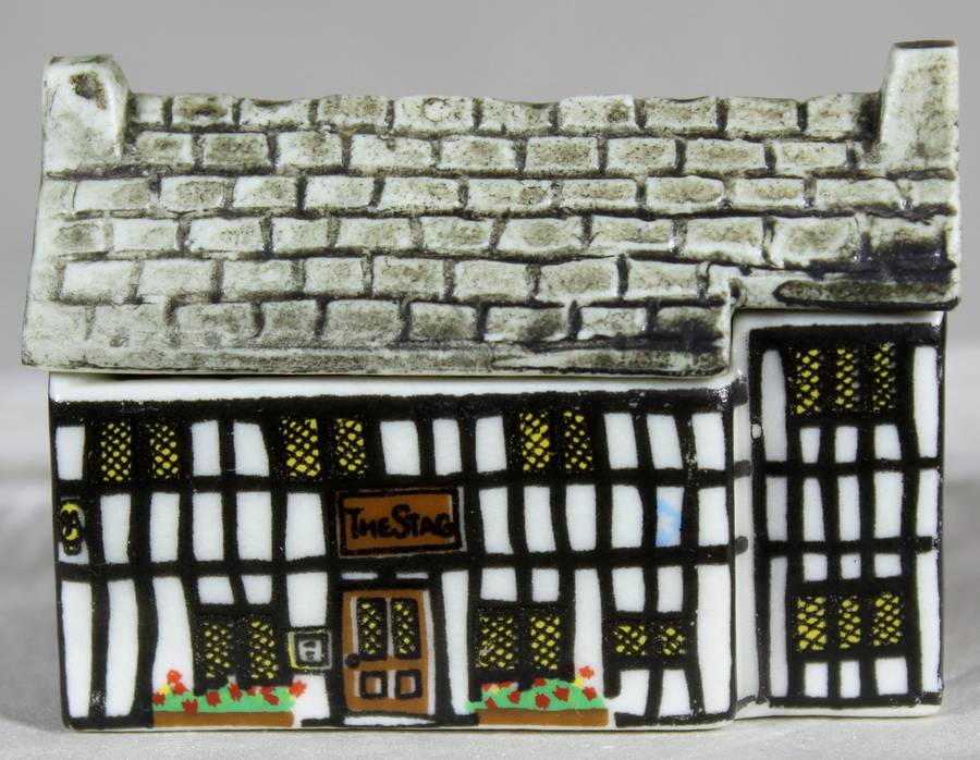 Wade Whimsey's House - Stag Hotel