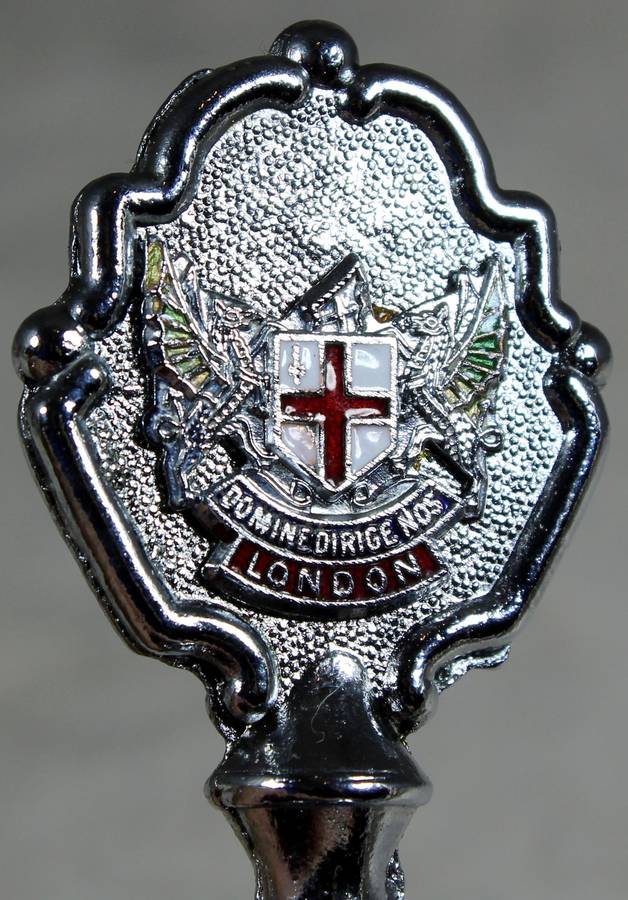 Souvenir silver plated bell - London