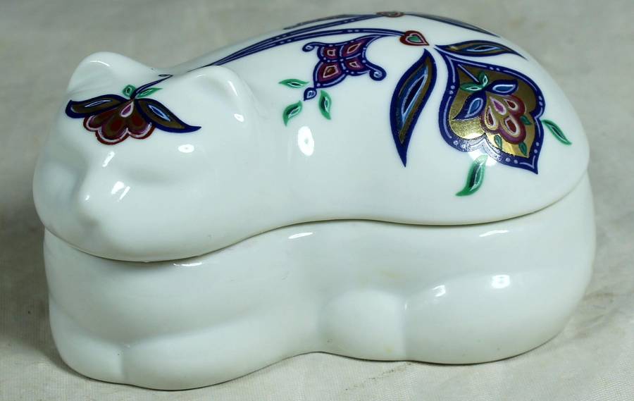 Elizabeth Arden - Byzantium - Cat trinket bowl