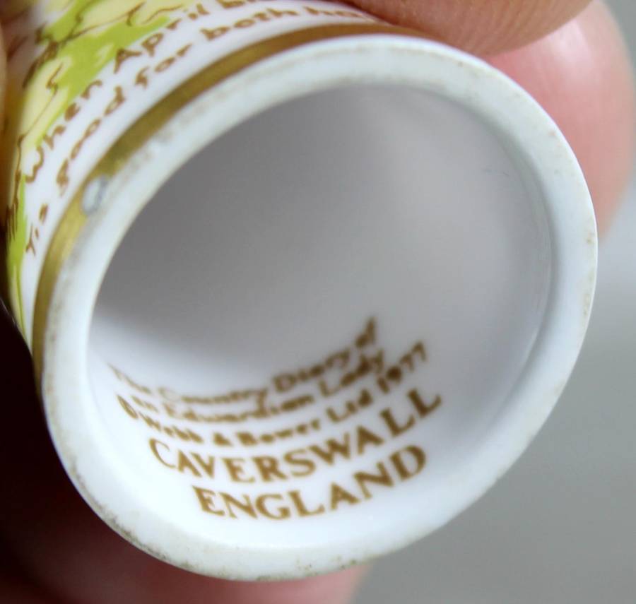 Bone China thimble - April - Caverswall