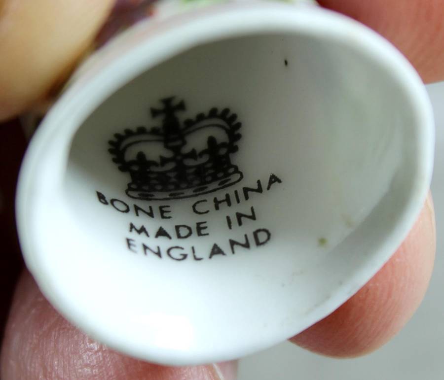 Bone China thimble - November