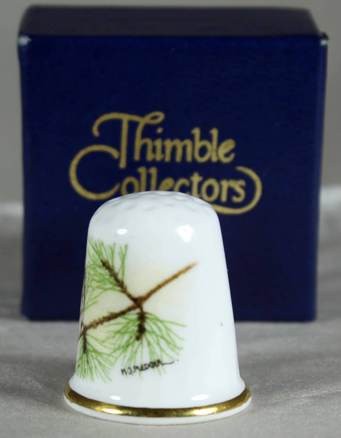 Bone China thimble - Owl on a branch - Oakly China