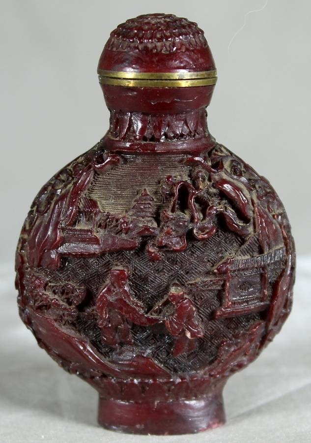 Cinnebar style perfume/ snuff bottle