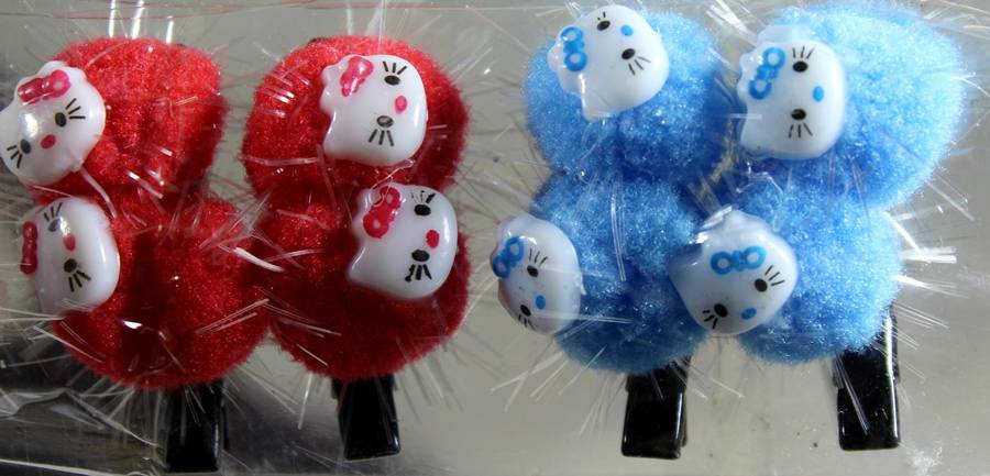 Set of 10 pairs of Hello Kitty hair clips