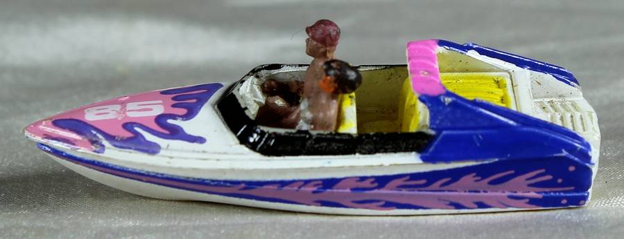 Micro Machines - Galoob - Speed boat with crew