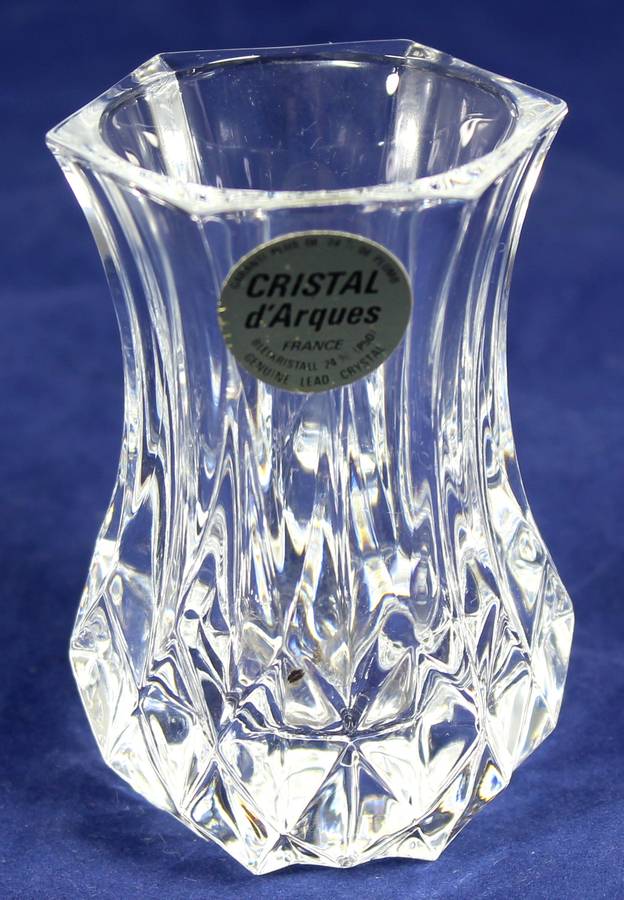 Small crystal d'Argues glass vase