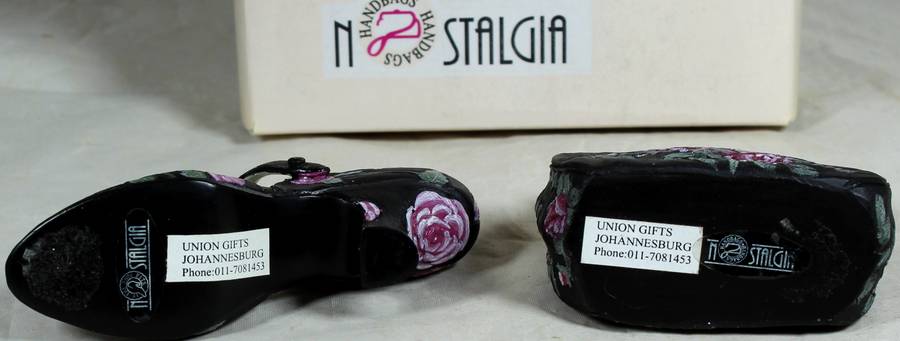 Nostalgia mini handbag & shoe - black with roses