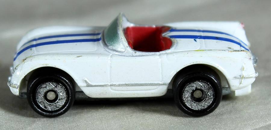 Micro Machines - LGTI - 1954 Corvette Roadster