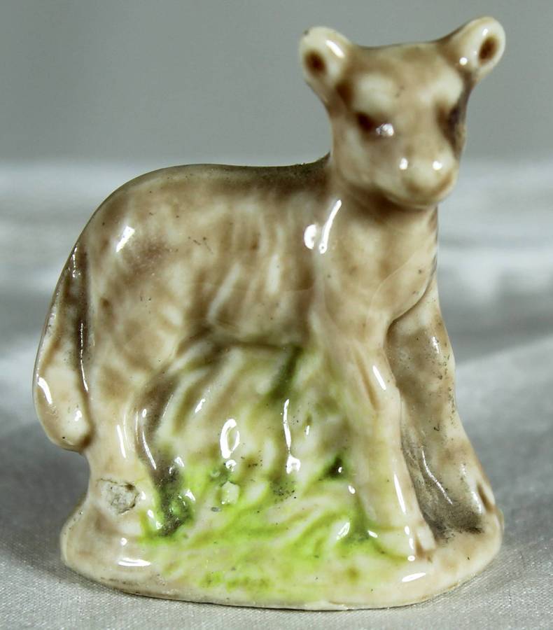 Wade Whimsie - Playful Lamb