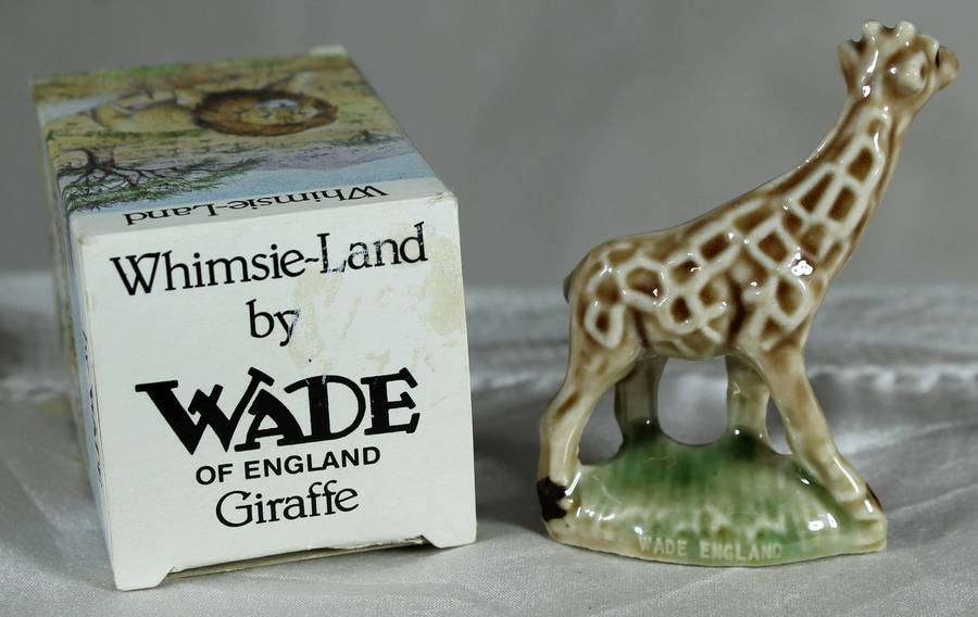 Wade Whimsie - Giraffe in box