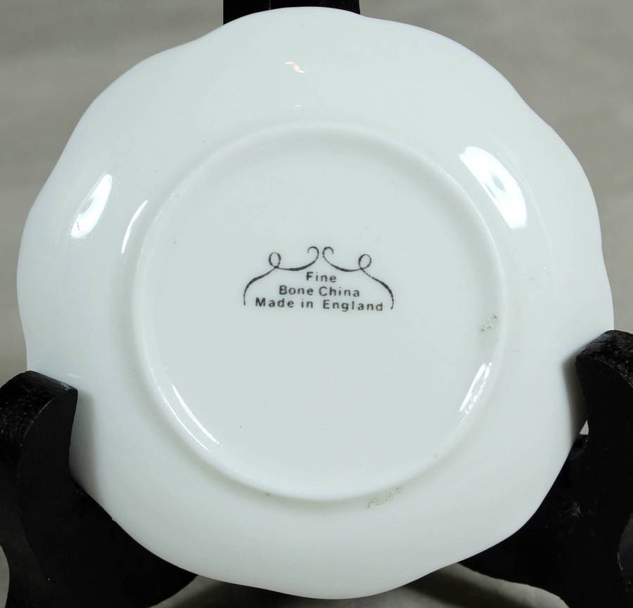 Small display plate - Fine bone China - Blue butterfly