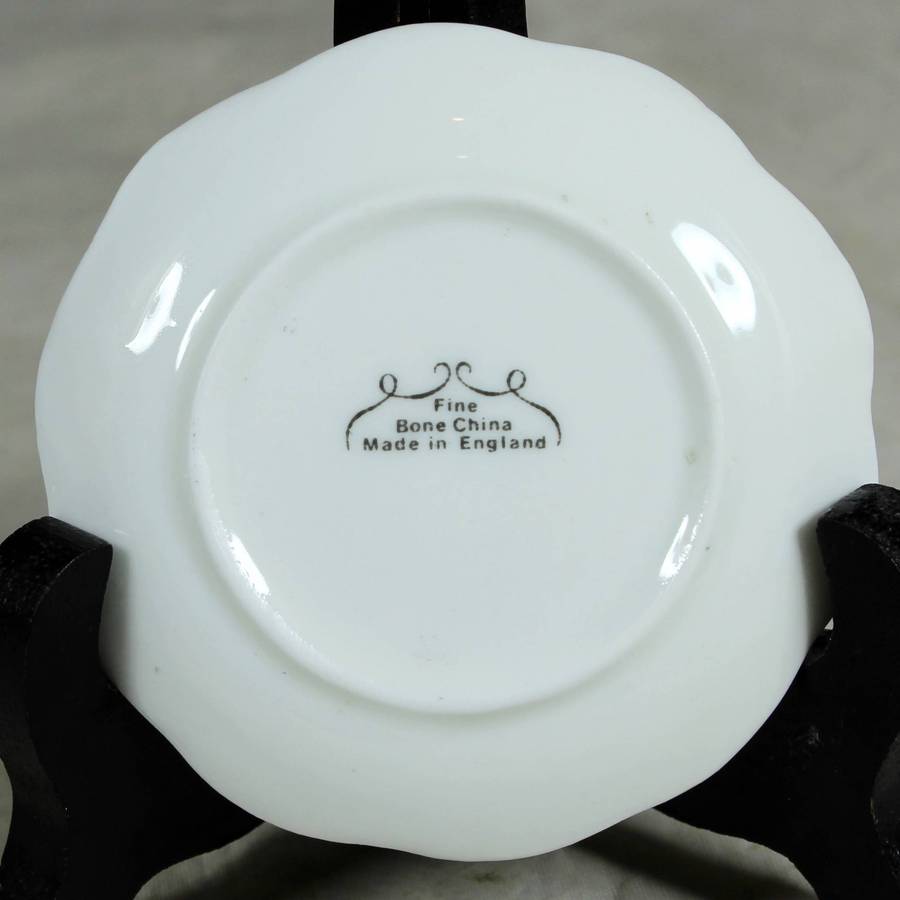 Small display plate - Fine bone China - Freyers purple emperor butterfly