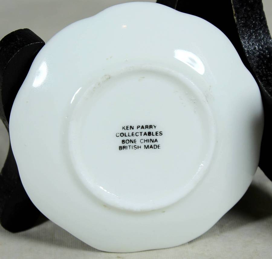 Ken Parry miniature China display plate - Green finch
