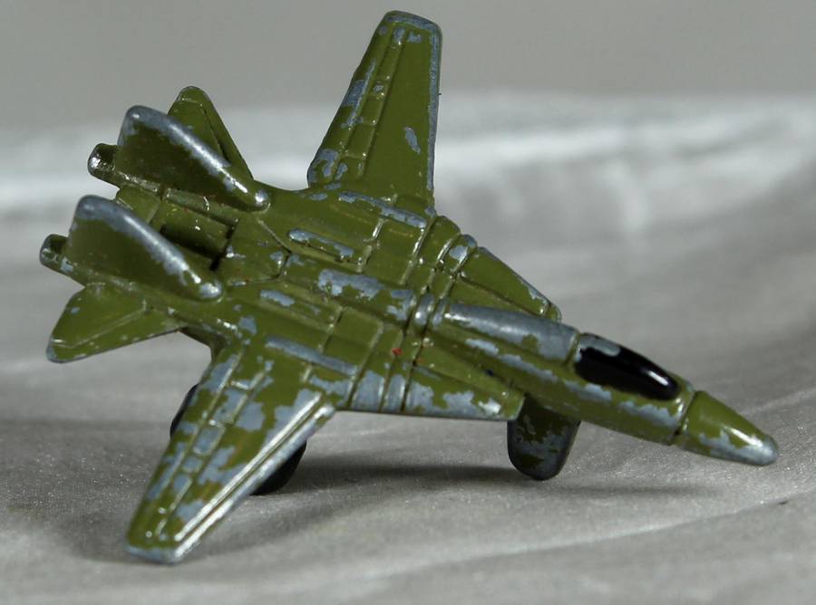 Micro metal - fighter jet