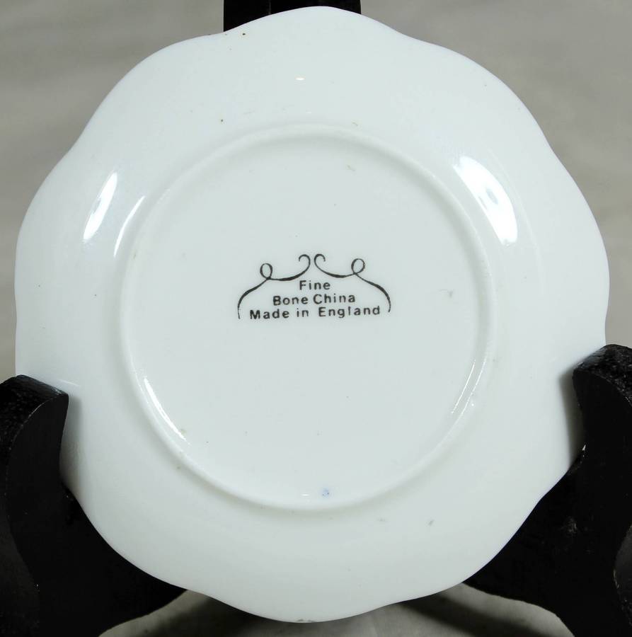 Small display plate - Fine bone China - Dutch windmill scene