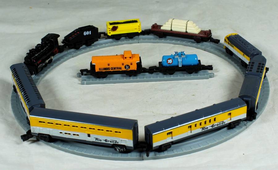Micro Machines - Galoob - Train set with 2 sets of trains