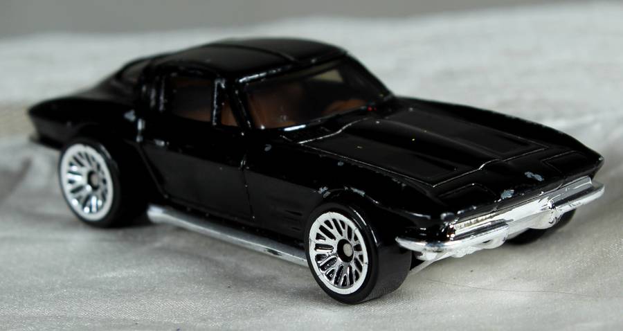 Hotwheels - '64 Corvette Stingray