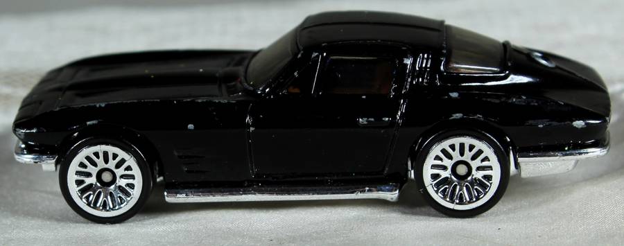 Hotwheels - '64 Corvette Stingray