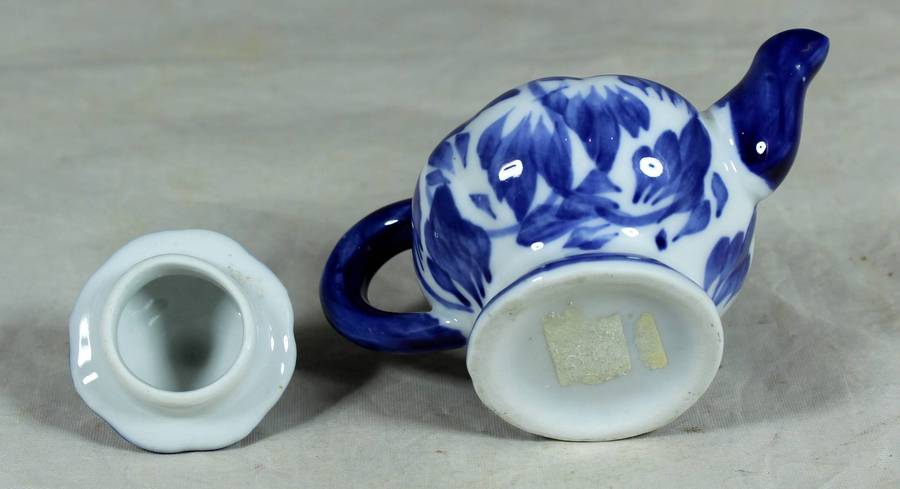 Small blue & white teapot
