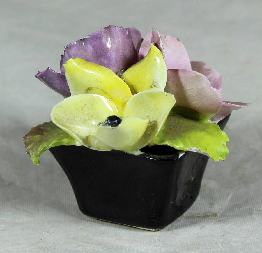 Small posy in a planter - Kildare