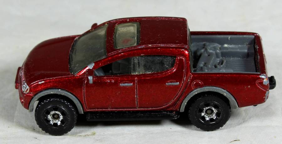 Matchbox - Mitsubishi L200 Triton