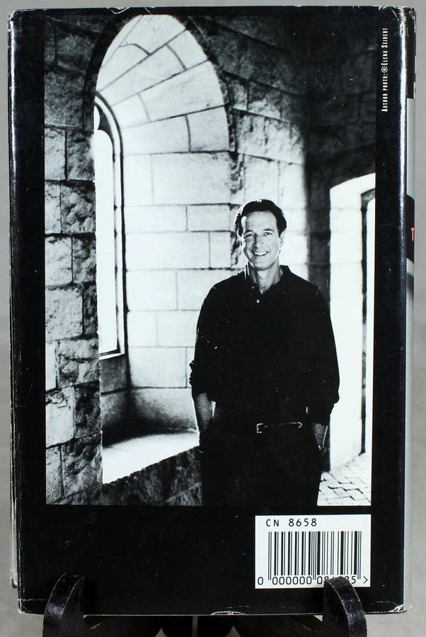 Timeline - M Crichton