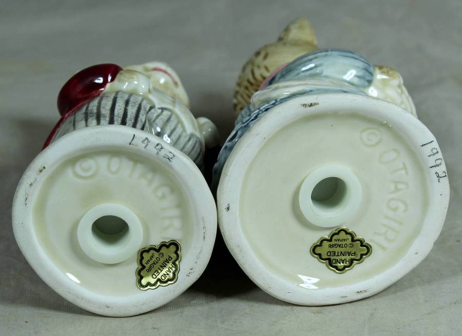 Pair of Otagiri (Japan) - Hand painted salt & pepper shakers