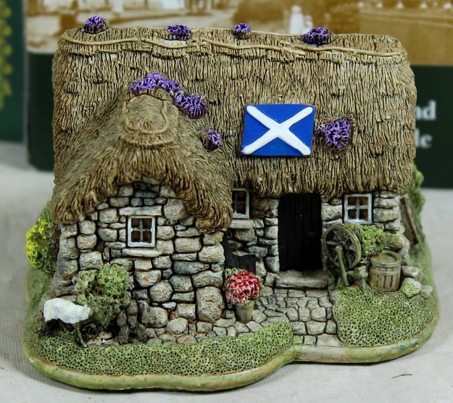 Lilliput Lane - Culloden Cottage - With Deeds certificate - Boxed