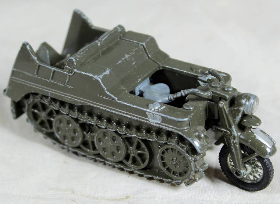 Britains deetail - Kettenkrad tracked motorcycle