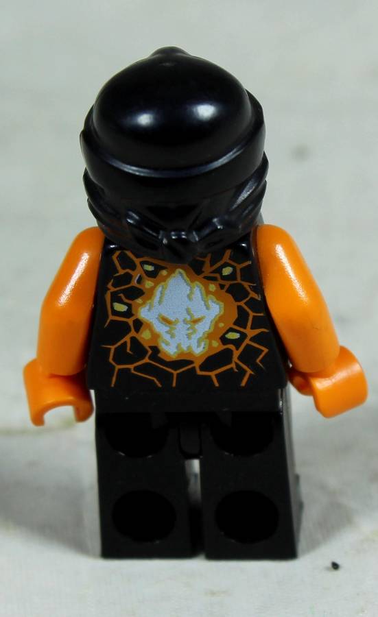 Miniature Lego figurine - Ninjago Cole (airjitzu) possetion