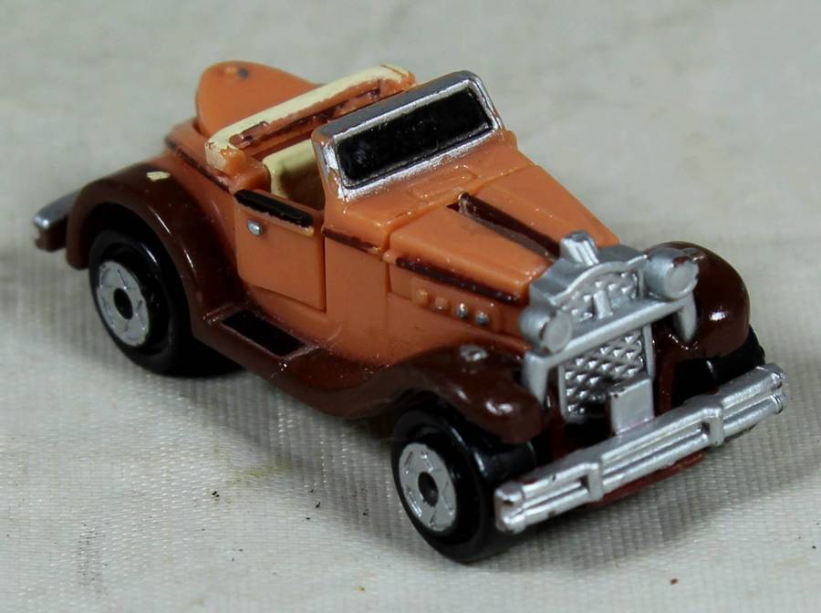 Micro Machines - Galoob - 1931 Packard Super 8 Deluxe