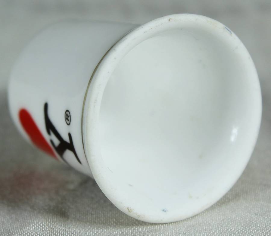 Bone China thimble - i love New York