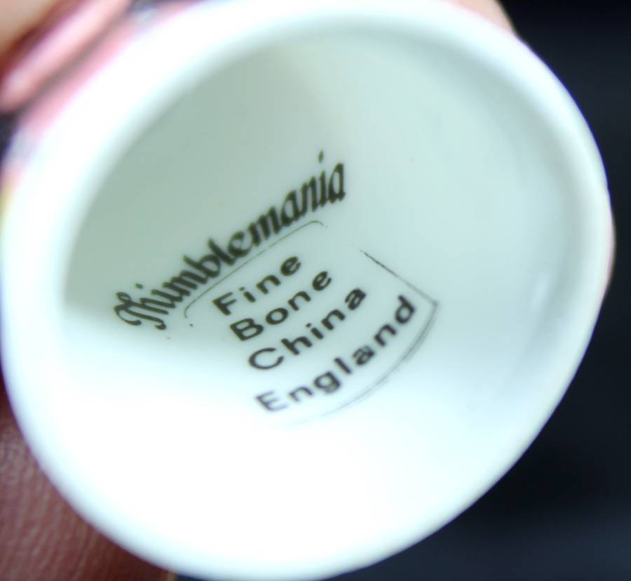 Royalty thimble - Thimblemania - Queen Mother