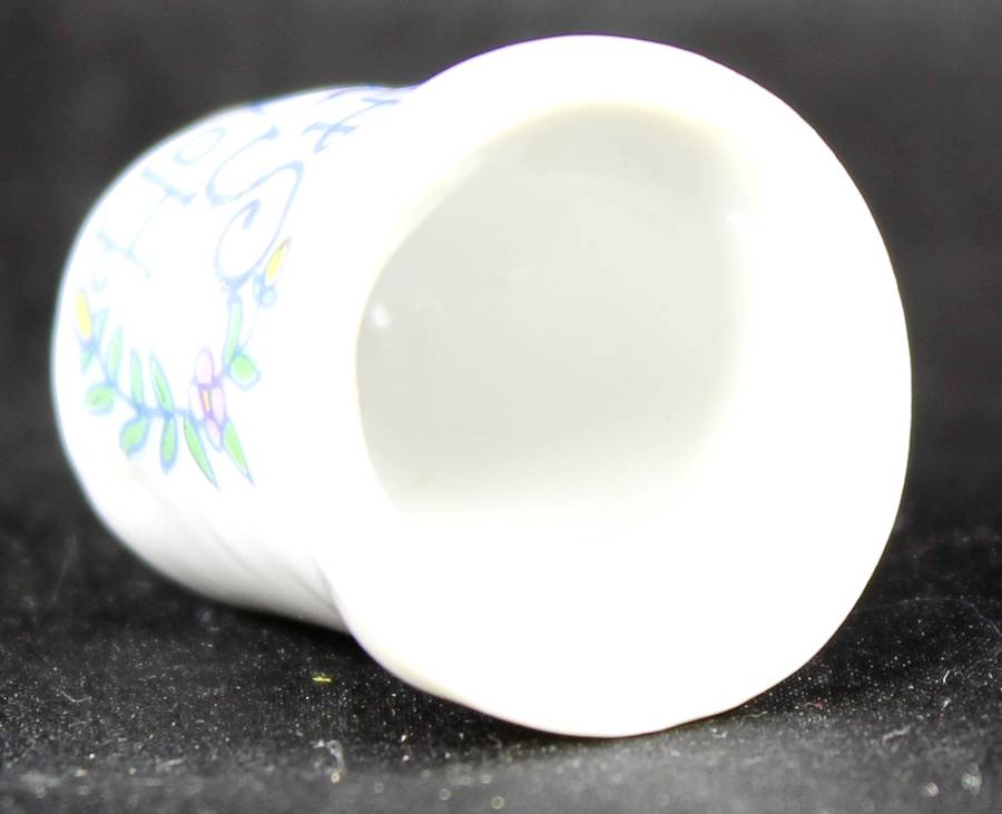 Porcelain Thimble - Home Sweet Home