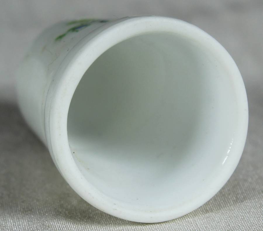 Bone China thimble - flowers