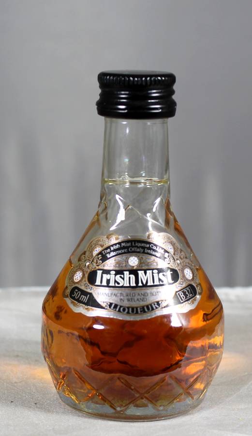 Mini liquor bottle - Irish Mist liqueur