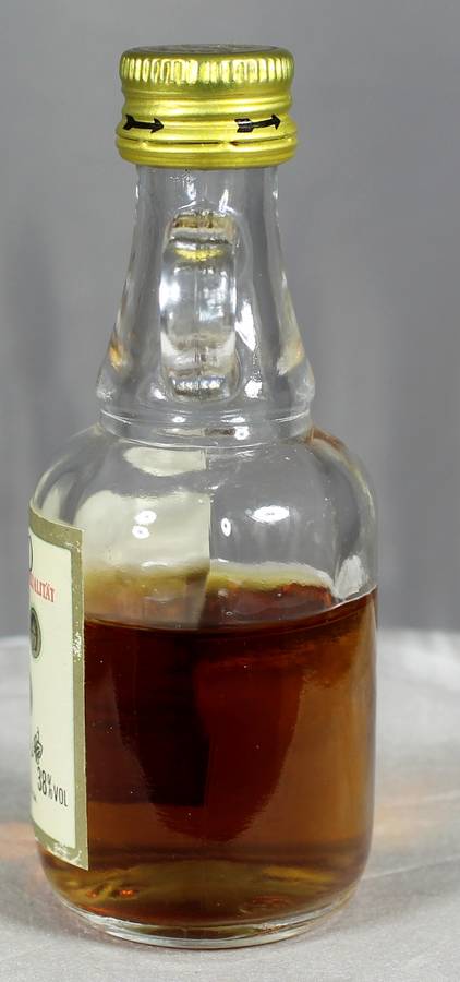 Mini liquor bottle - Cavino