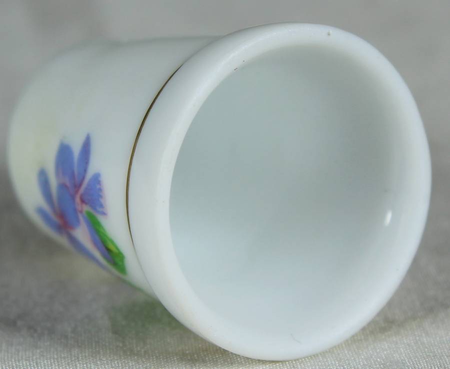 Bone China thimble - purple flowers