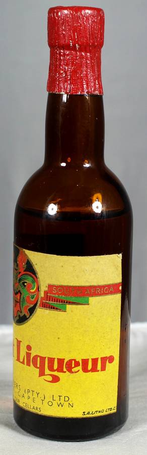 Mini liquor bottle - Union Distillers - Apricot liqueur