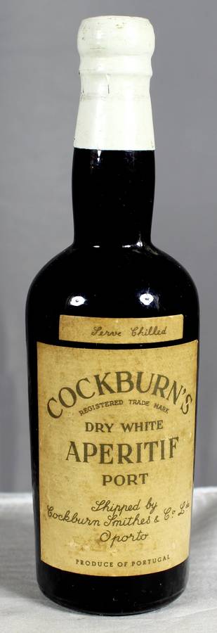 Mini liquor bottles - Cockburns's port