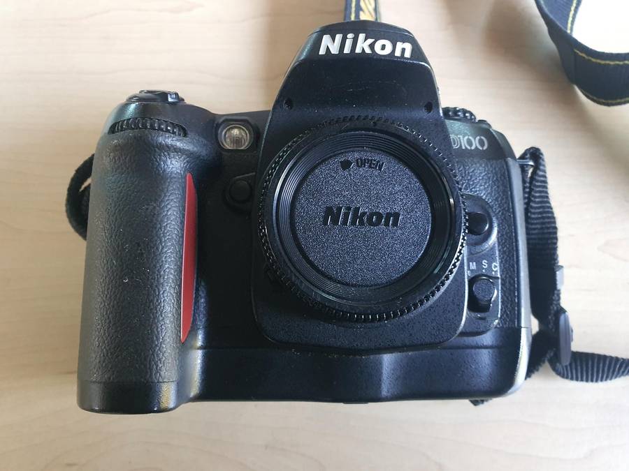 Nikon D100 digital camera Body only.
